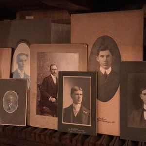 Meet your Posher, Christopher